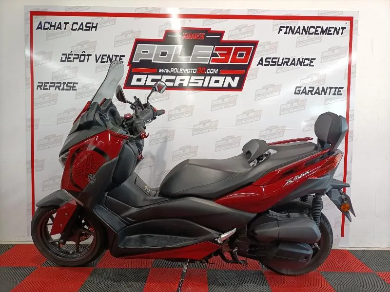 XMAX 125