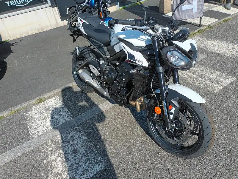 STREET TRIPLE 765 R A2 2026