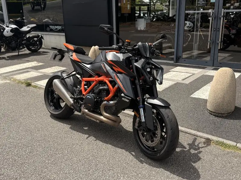 1390 SUPER DUKE R EVO