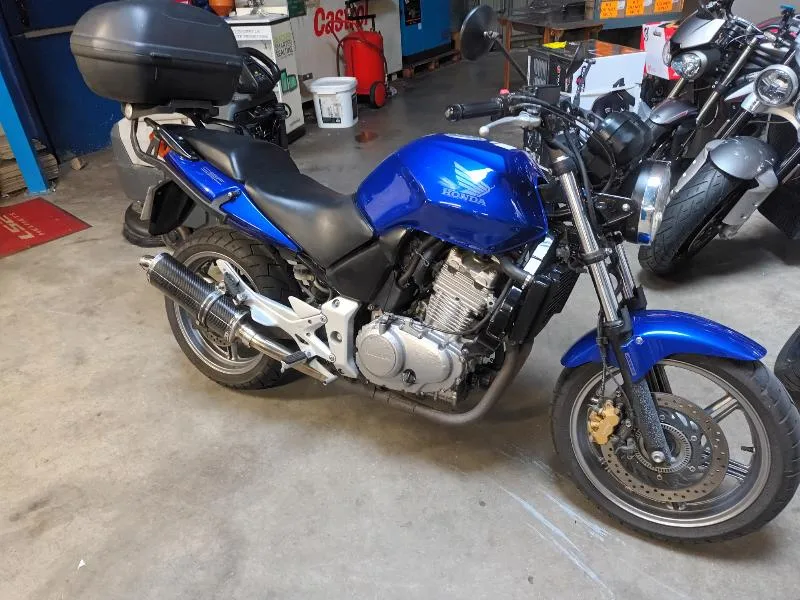 CBF 500 2005