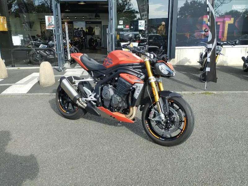 SPEED TRIPLE 1200 RS