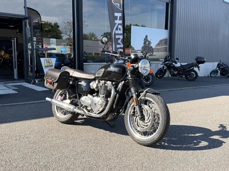 BONNEVILLE T120