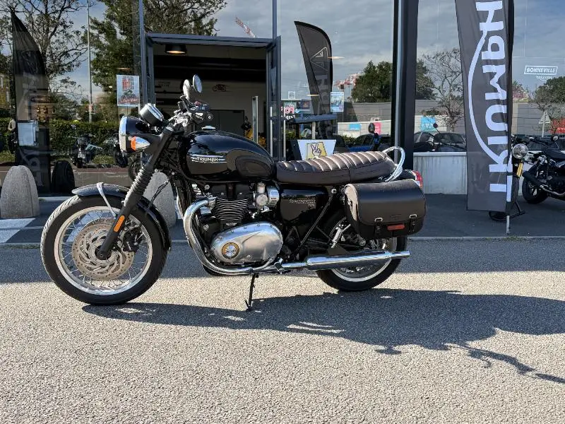 BONNEVILLE T120