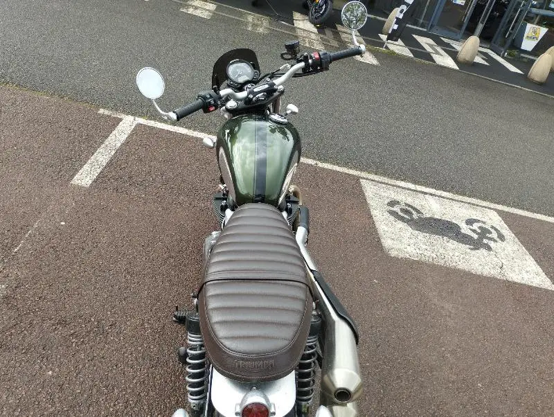 SCRAMBLER 900