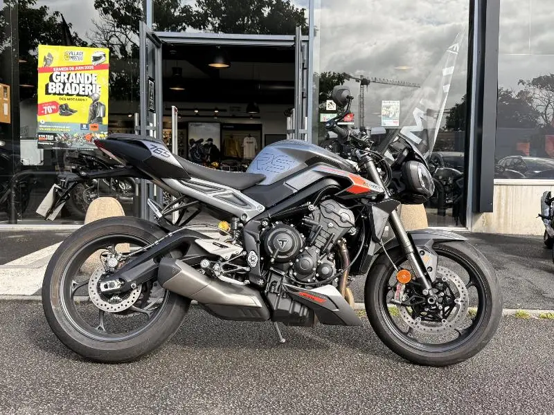 STREET TRIPLE 765 RS
