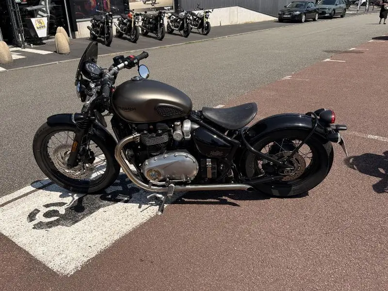 Bonneville Bobber 1200