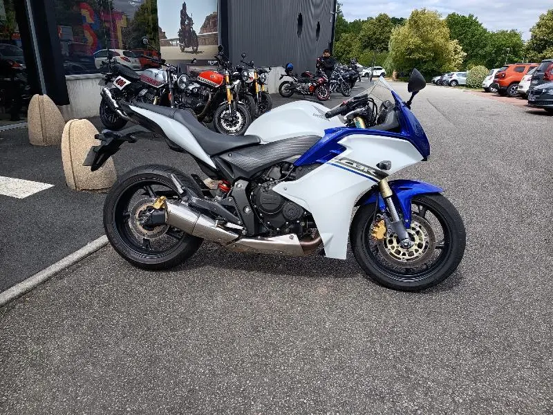 CBR 600 F