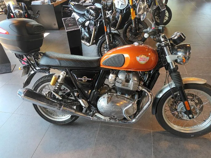 INTERCEPTOR 650 CONTINENTAL