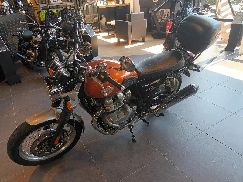 INTERCEPTOR 650 CONTINENTAL