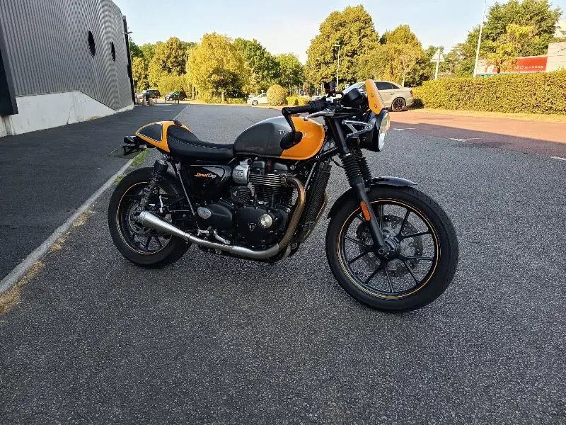STREET CUP
