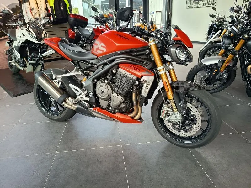 SPEED TRIPLE 1200 RS