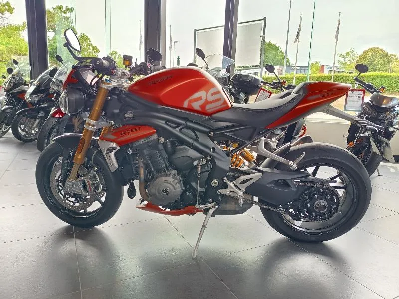 SPEED TRIPLE 1200 RS