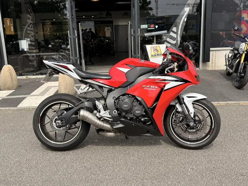 CBR 1000 RR FIREBLADE