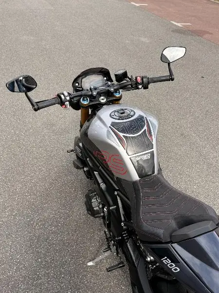 SPEED TRIPLE 1200 RS