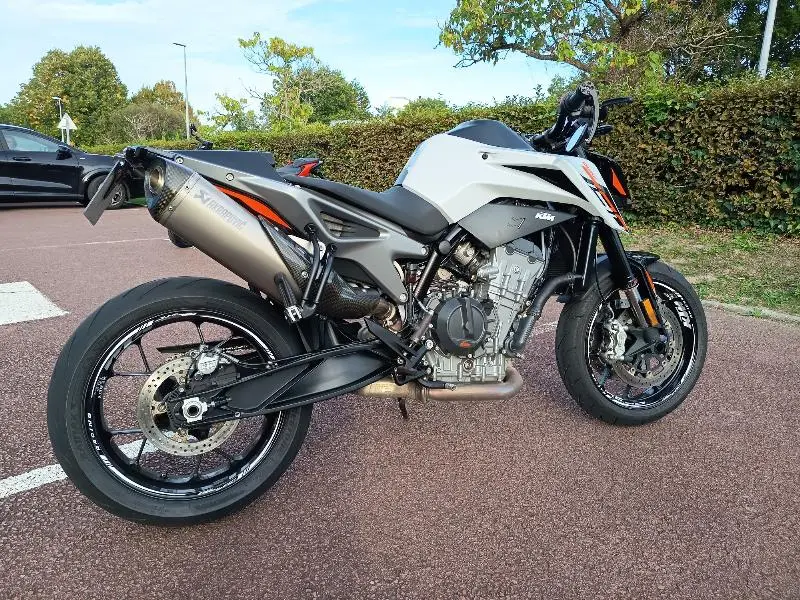 790 DUKE L