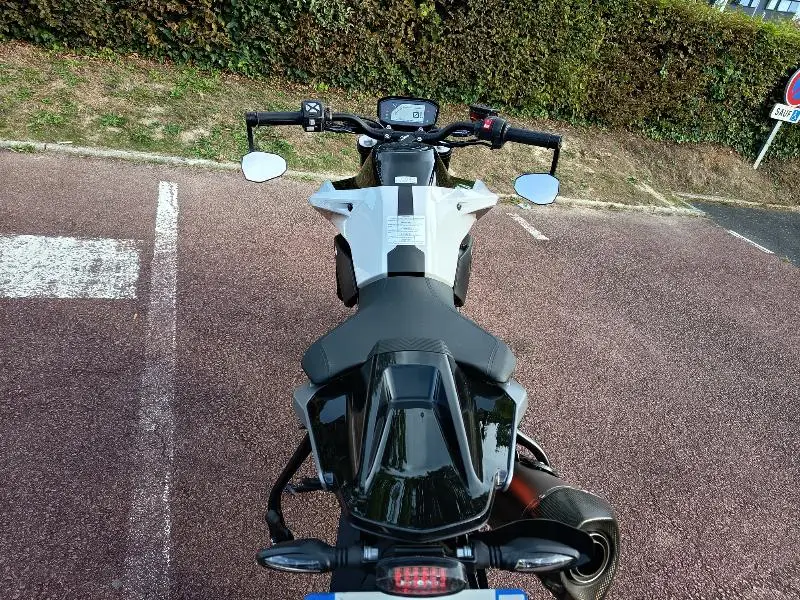 790 DUKE L