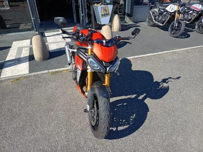 SPEED TRIPLE 1200 RS