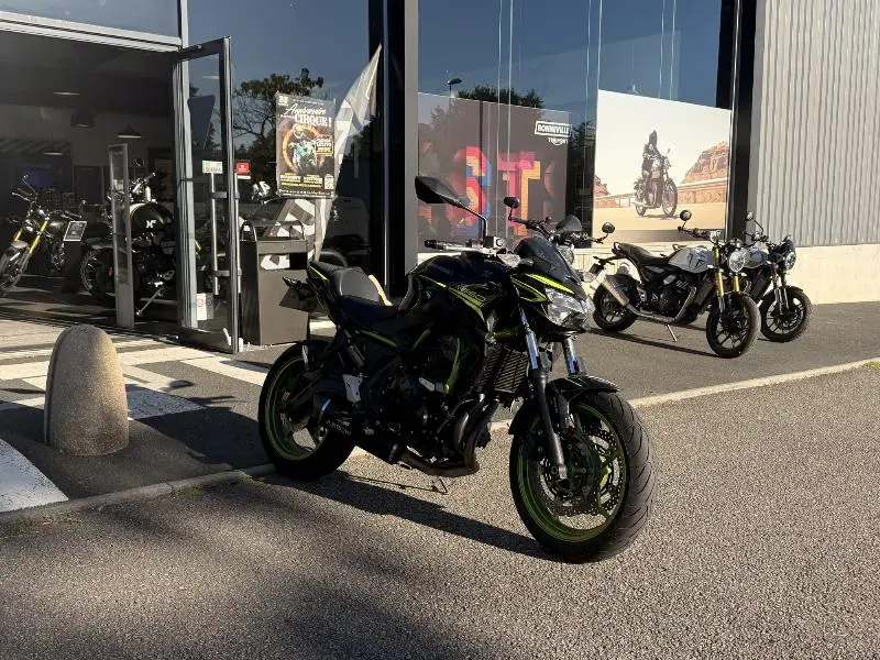 1100 SX SE