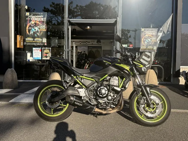 1100 SX SE