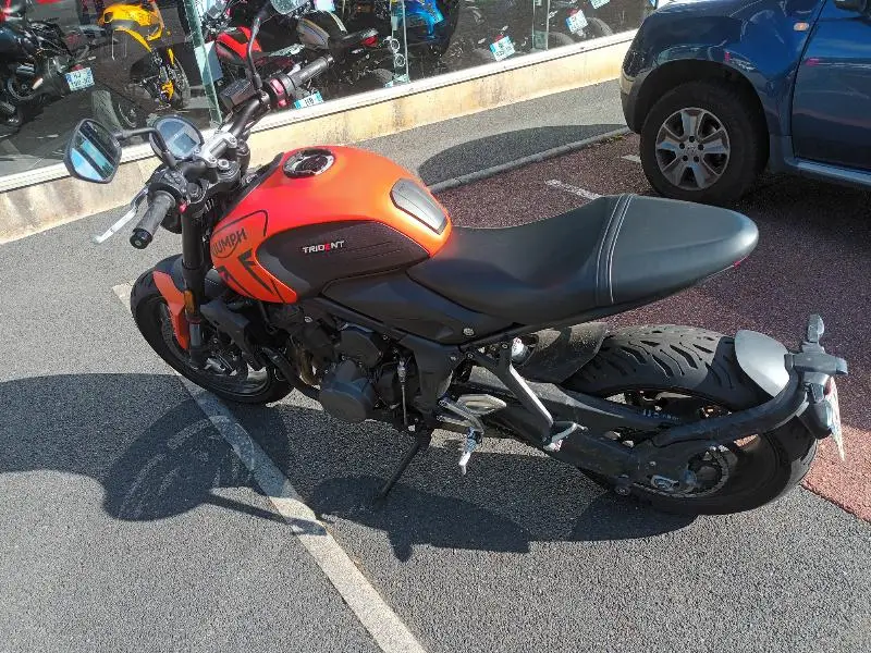 TRIDENT 660