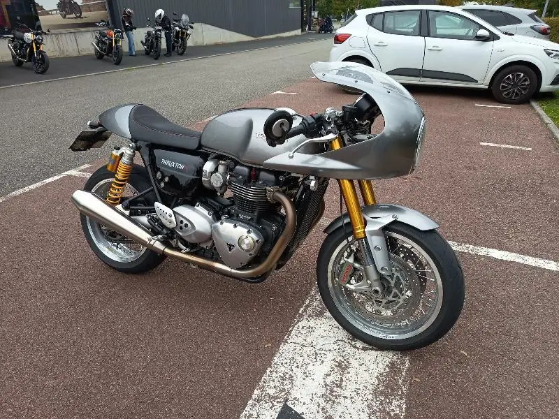 THRUXTON 1200 R