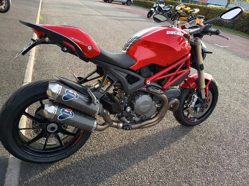 MONSTER 1100EVO