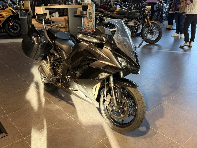 Z 1000 SX