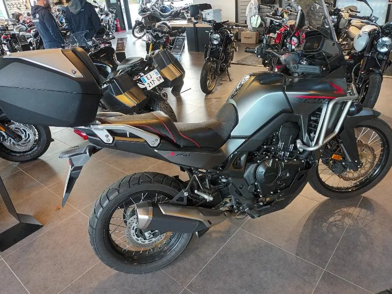 TRANSALP 750