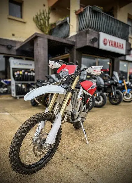 xe 125