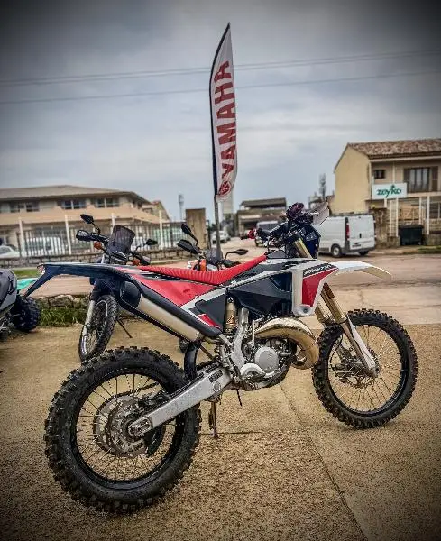 xe 125