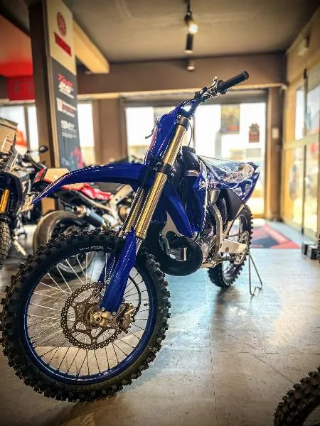 YZ250