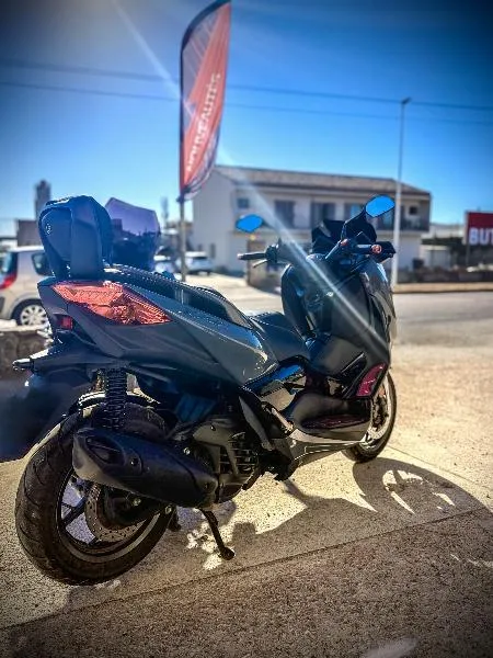 XMAX 125 TECH MAX