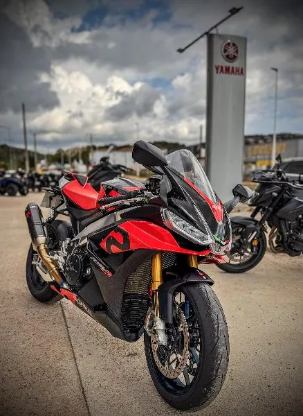 RSV4 1100 FACTORY