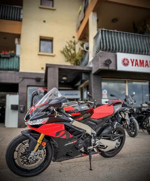 RSV4 1100 FACTORY