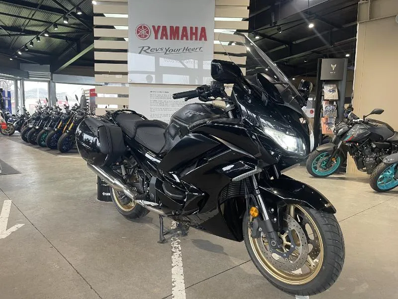 FJR 1300 AE