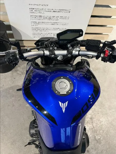 MT09