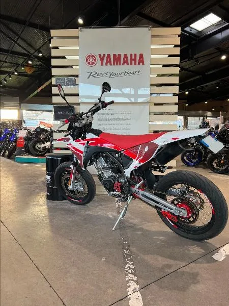 XMF 125