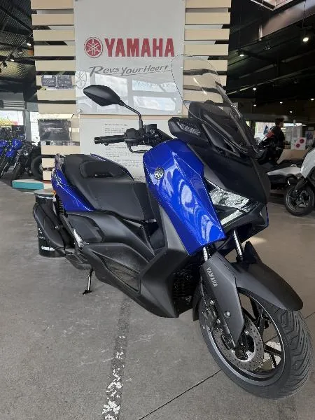 XMAX 125