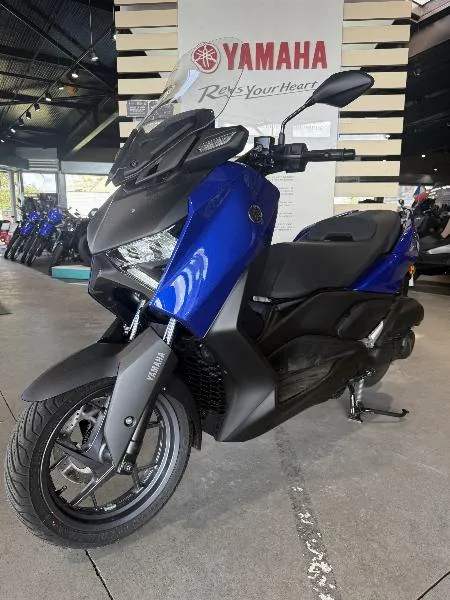 XMAX 125