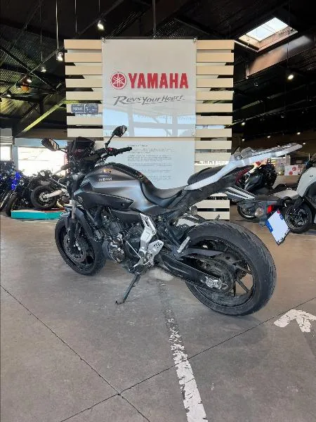 MT07