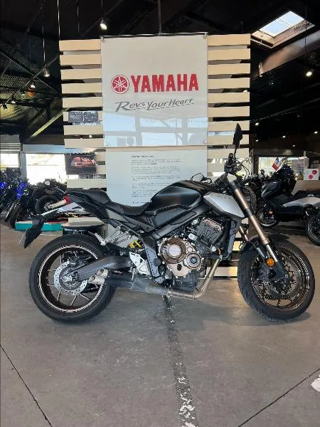 CB 650 R