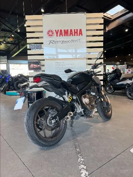 CB 650 R