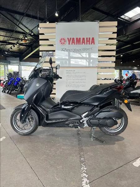 XMAX 125 TECH MAX