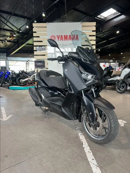 XMAX 125 TECH MAX