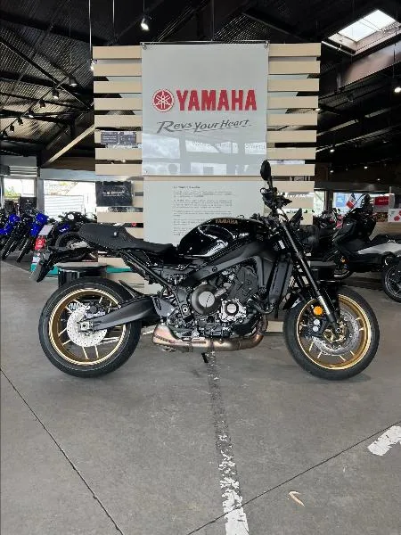 XSR 900