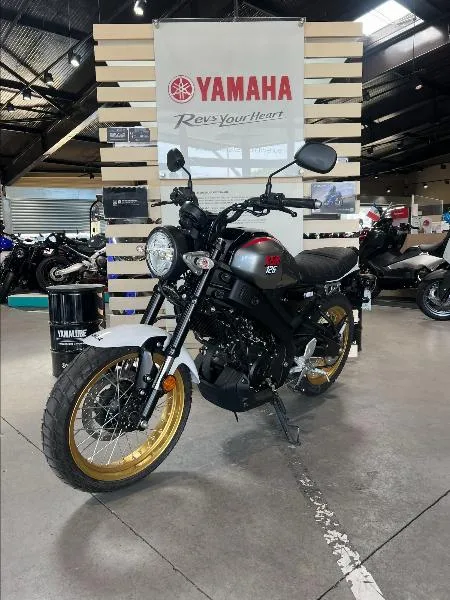 XSR 125 Legacy