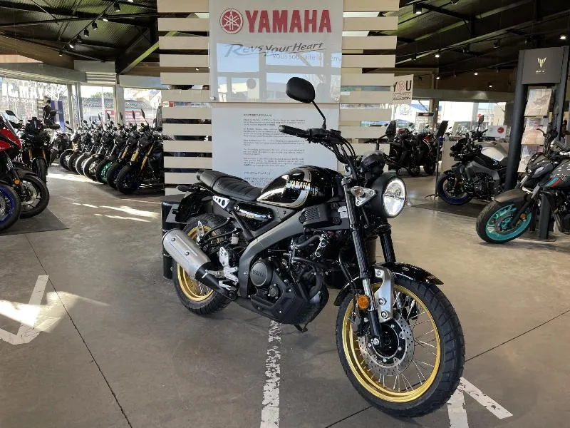 XSR 125 Legacy