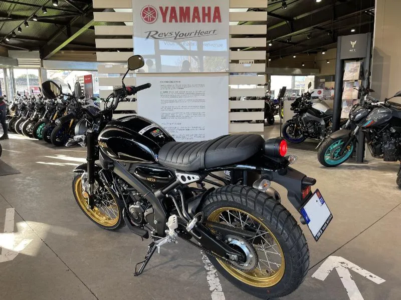 XSR 125 Legacy