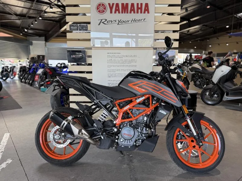 125 DUKE ABS