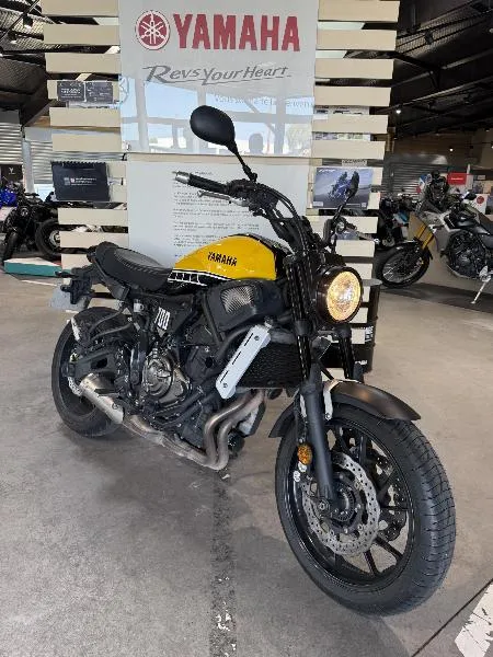 XSR 700 35KW 2016